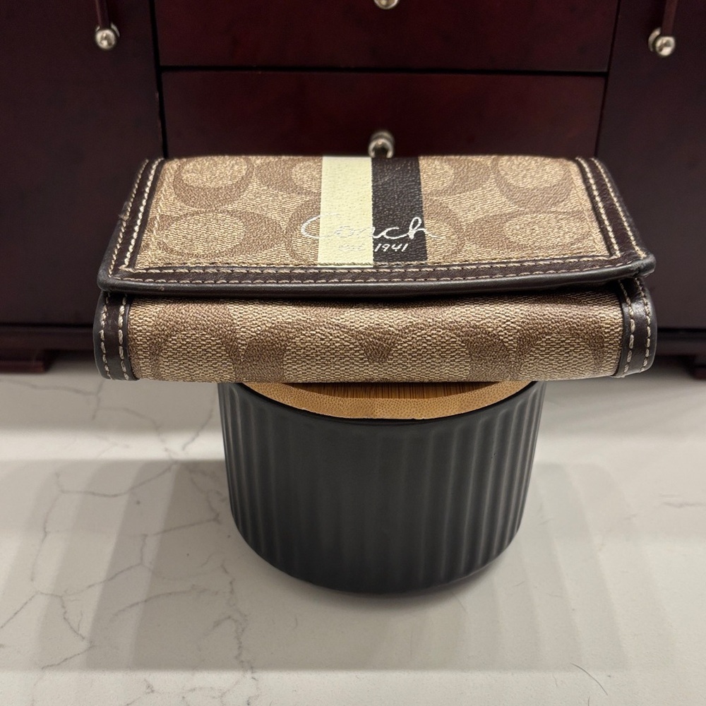 Coach Tan and Black Wallet - Picture 3 of 8